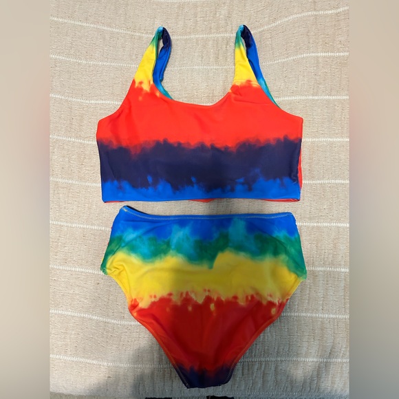 Davi & Dani Snow Cone Swimsuit Size Small - Picture 7 of 14